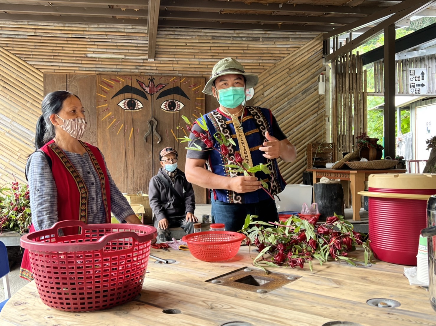 五箇所目：手作りの優しい甘さ—洛神花蜜餞DIY（ローゼルの砂糖漬け作り体験）