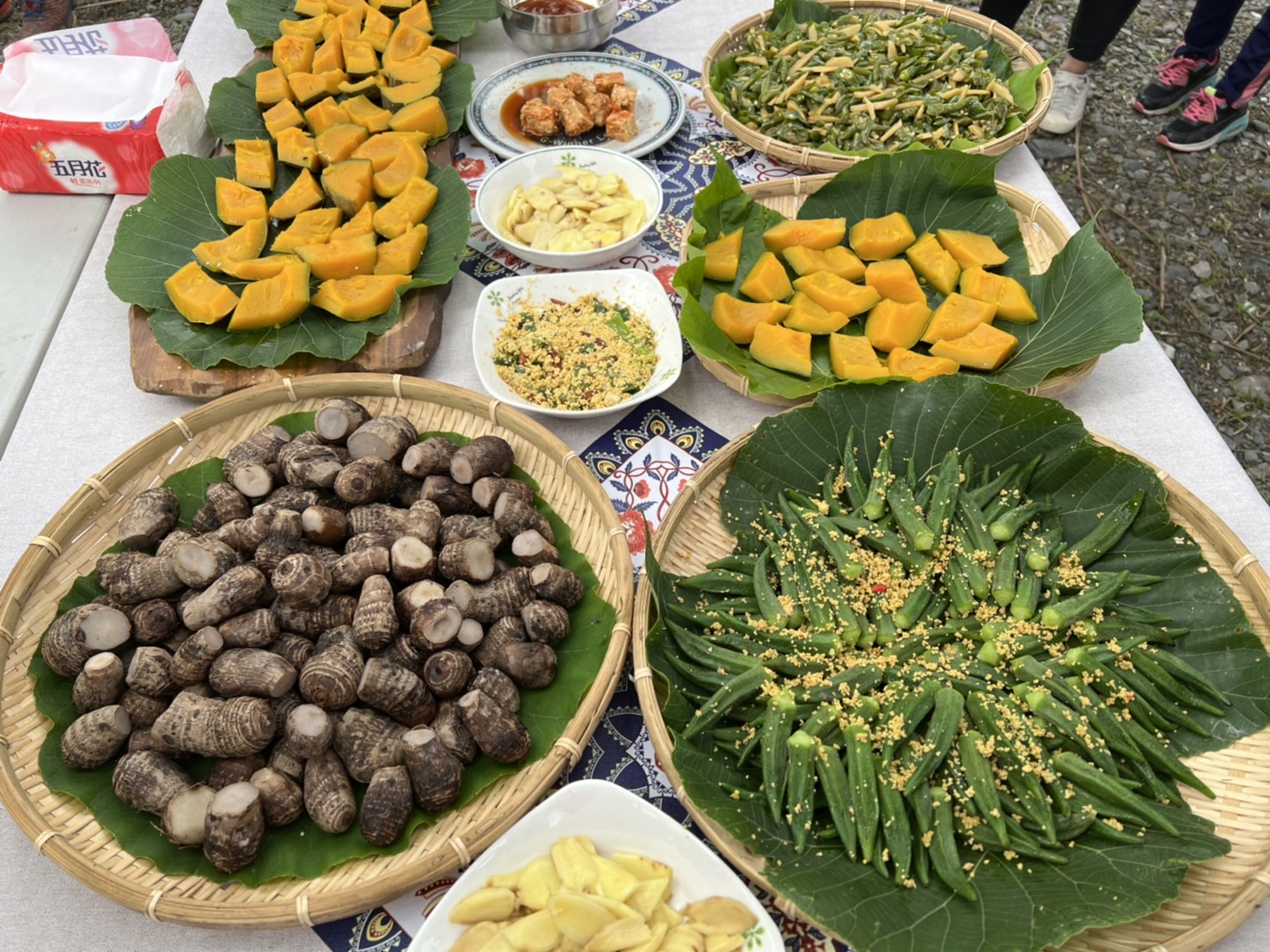 Taste Specialty Meals — Try out Bamboo Picking