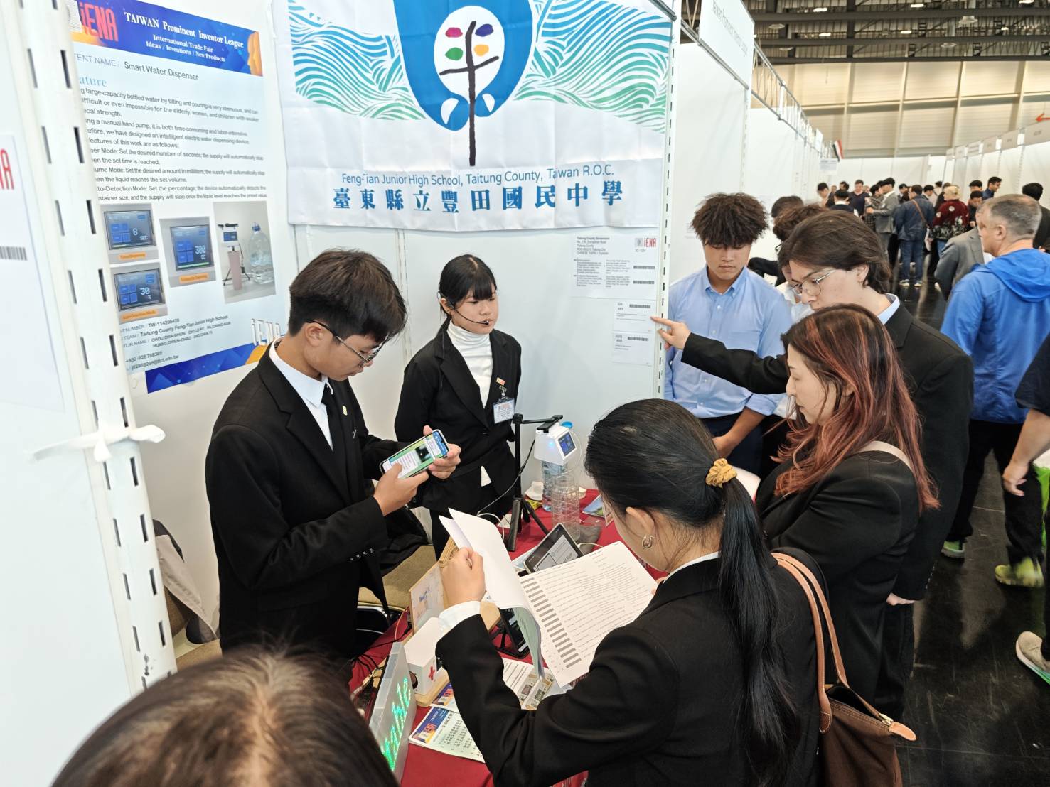 3a901f82 2314 4ad5 Bfad 43e1c05cf577 3a901f82 2314 4ad5 Bfad 43e1c05cf577