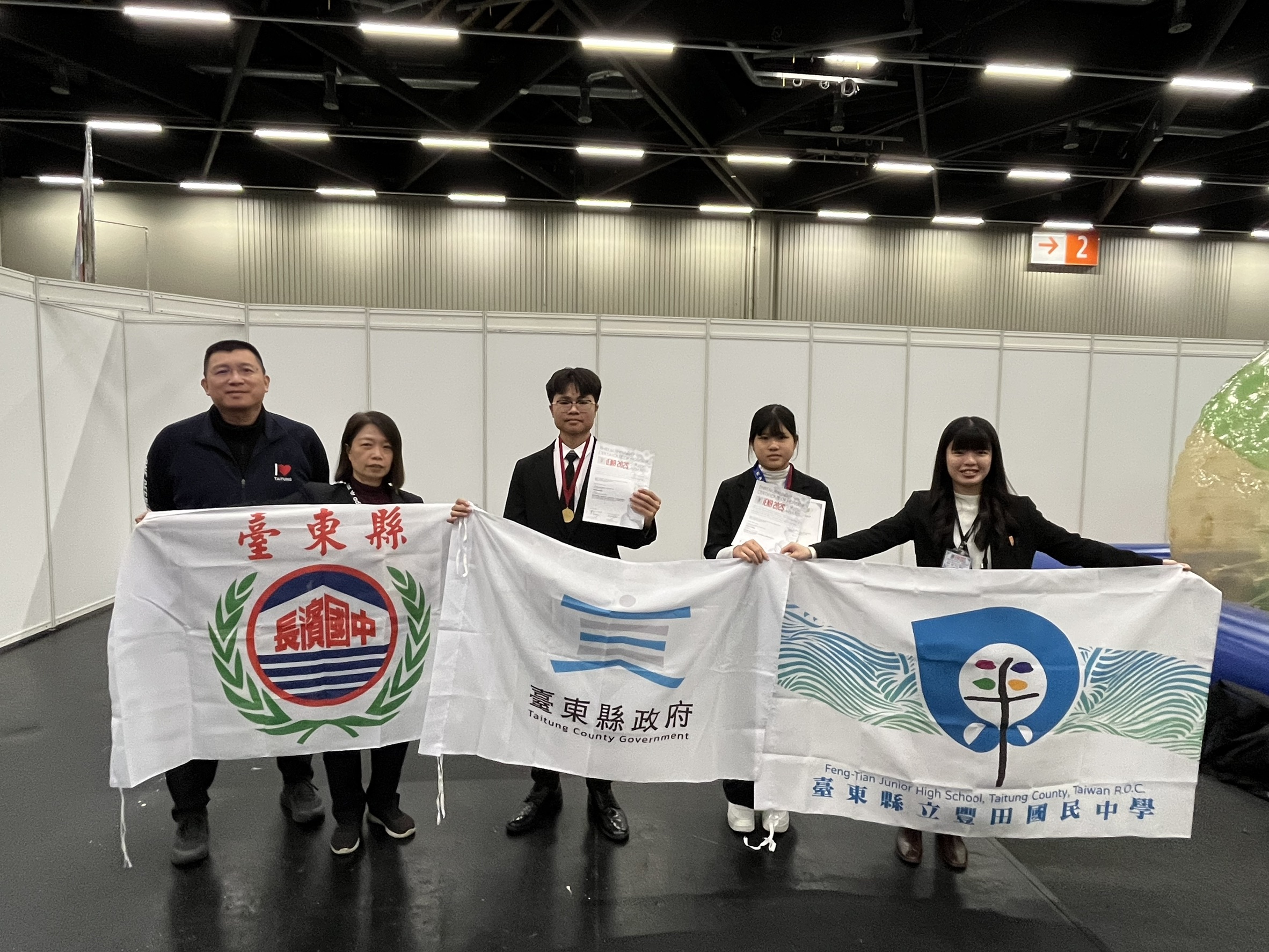 76ad93be 03d3 4a73 9a92 02b03cd2a584 76ad93be 03d3 4a73 9a92 02b03cd2a584