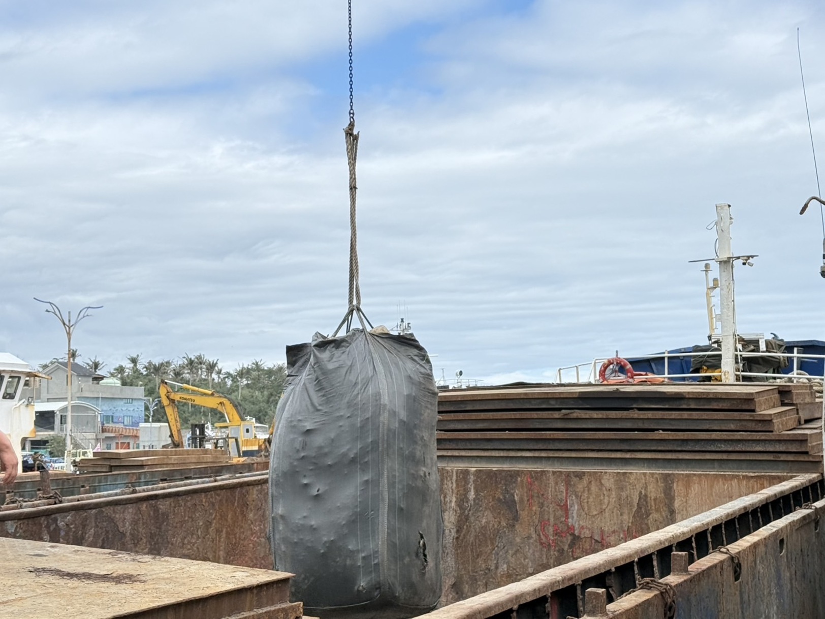 B5a6adac 5870 47f5 840b 43f0238f6649