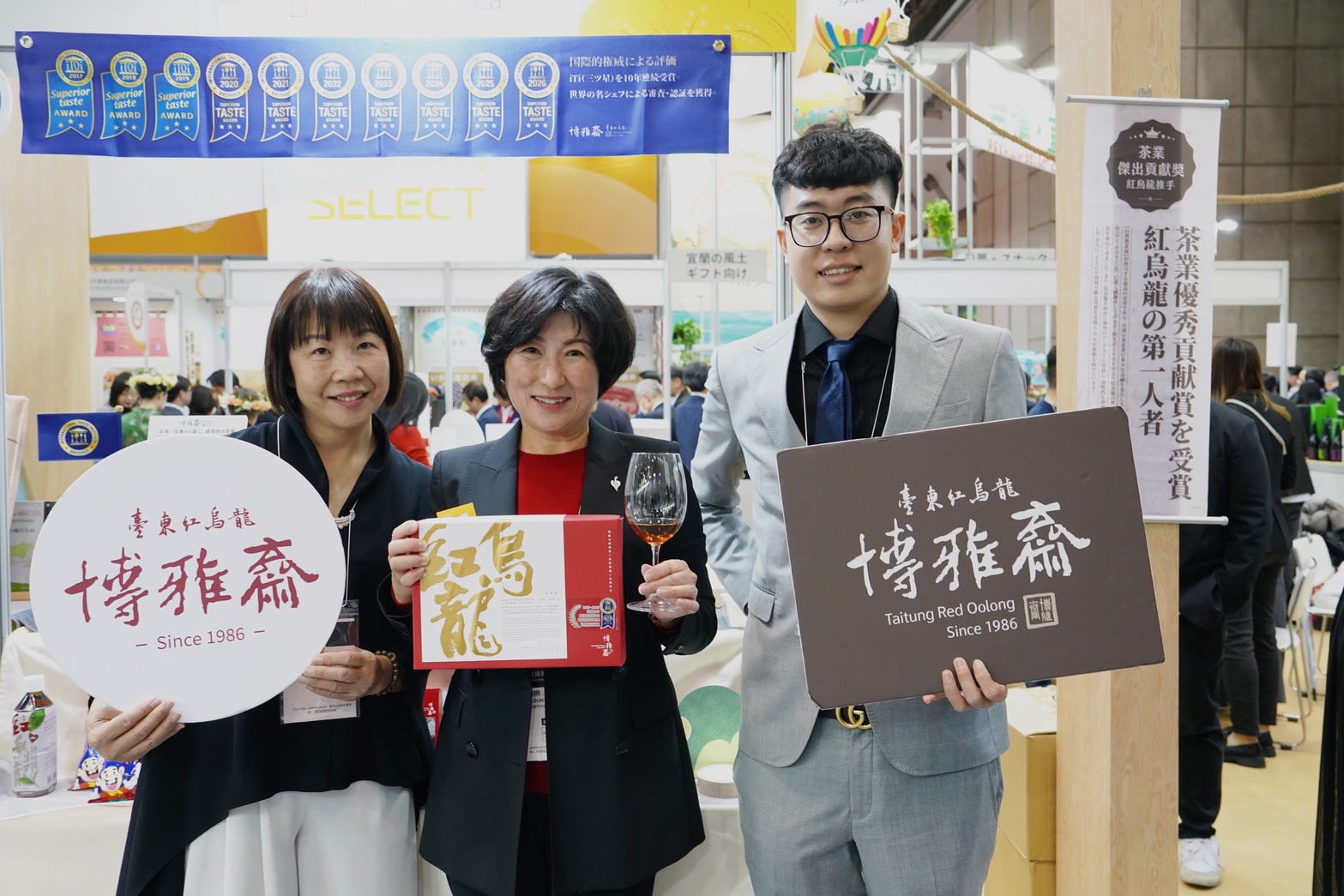 B2378227 E514 4b1b 9072 C736a70958a6